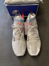 Size 10 - PUMA Limited Edt x Jahan x Clyde Future Past for
