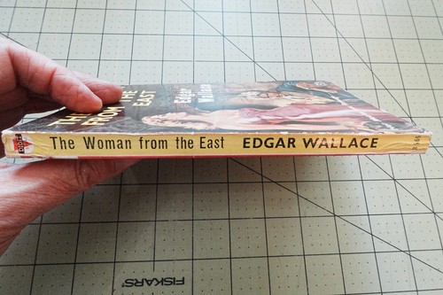 THE WOMAN FROM THE EAST BY EDGAR WALLACE VINTAGE DIGIT UK PULP CRIME PB GGA - Imagen 3 de 3