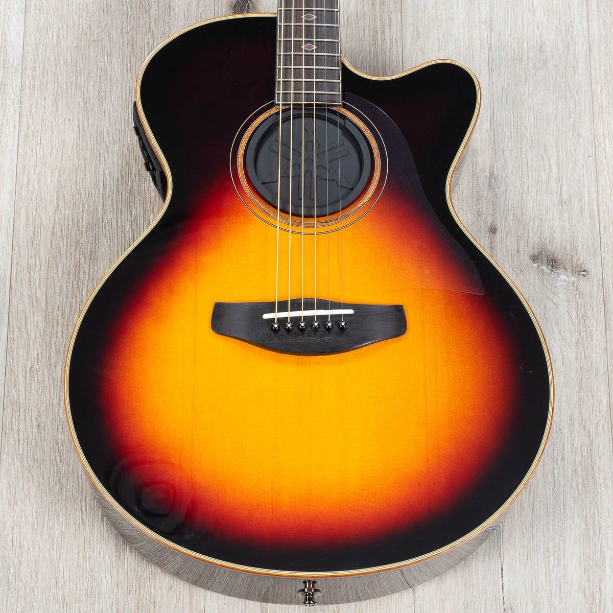 Yamaha CPX1200II Medium Jumbo Cutaway Acoustic-Electric Guitar