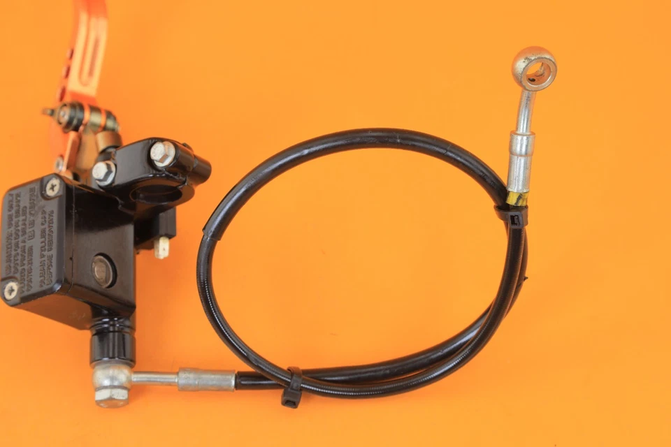 Conjunto de línea de palanca de cilindro maestro de freno delantero OEM 14-16 2015 KTM RC390 RC 390 Foto 4 de 4