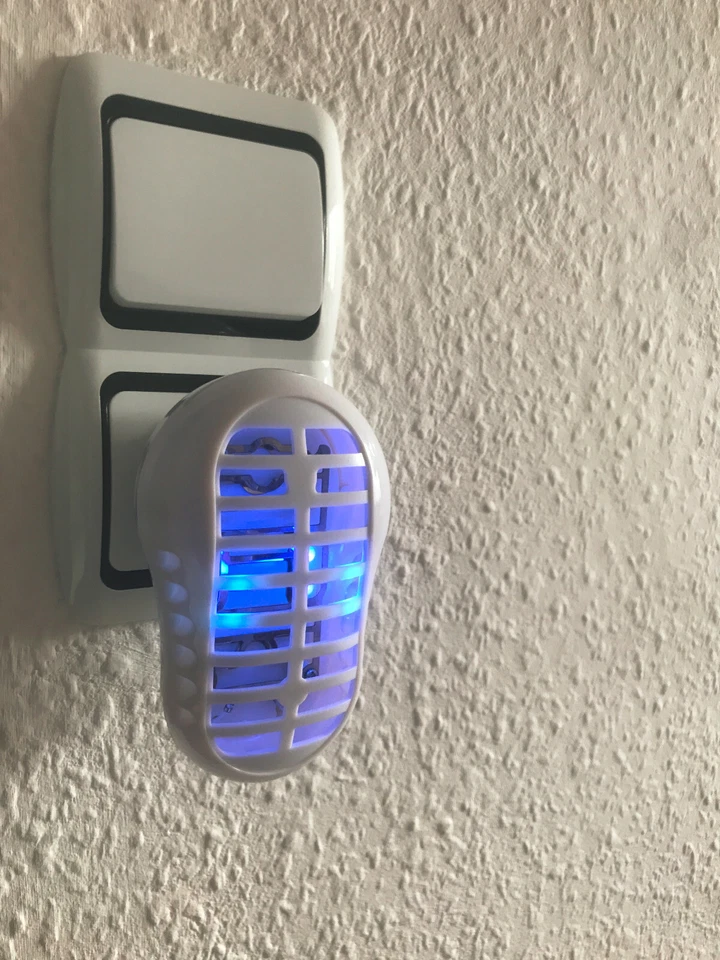 2x Fruchtfliegenfalle Fruchtfliegen Insektenvernichter Insektenfalle UV Licht 1W - Bild 4 von 4