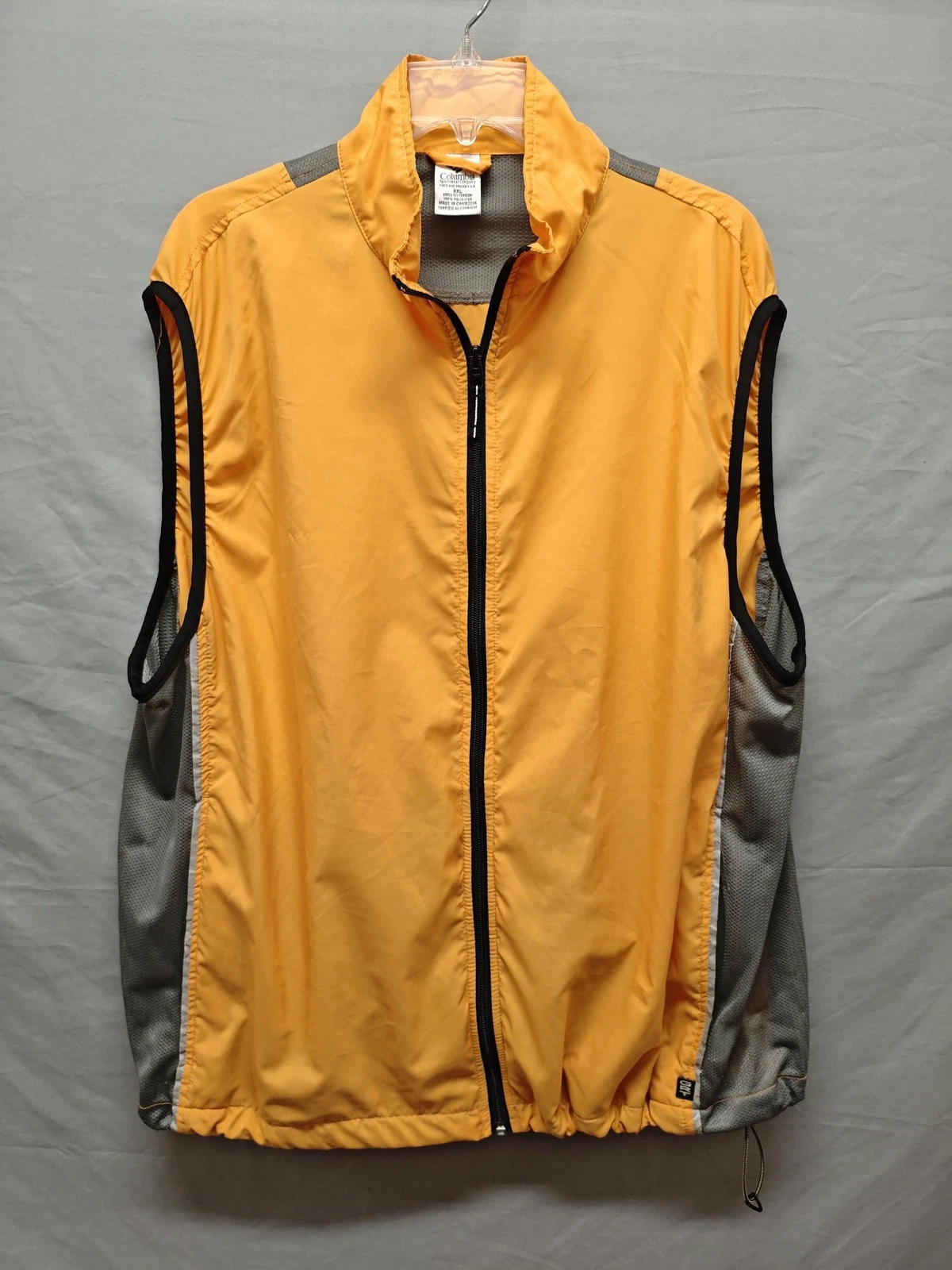 Columbia GRT Vest Mens 2XL Yellow Gray Mesh Lined Full Zip Lightweight Hiking