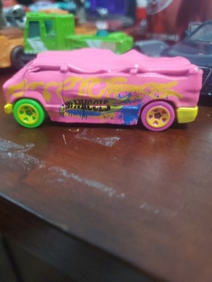 Hot Wheels Blind-Sided Pink Diecast Crushed Car Van 2019 Neon Monster  1:64