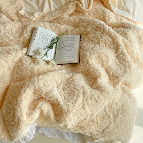 Warm Velvet Fleece Bedding Set Fluffy Plush Flowers Carved Velvet Duvet