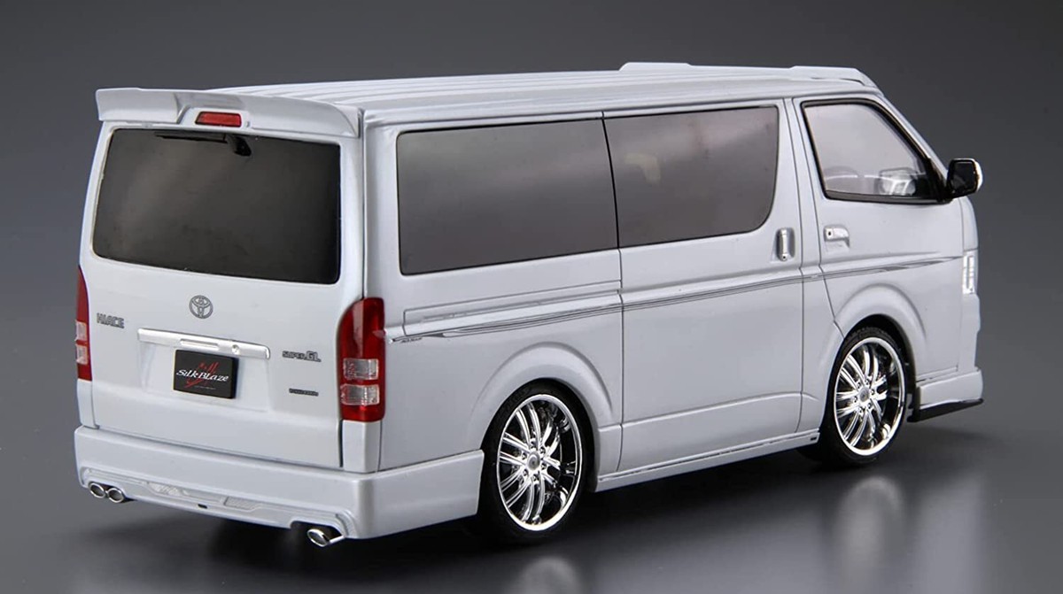 アオシマ　HIACE CELSIOR　プラモデル アオシマ HIACE CELSIOR プラモデル