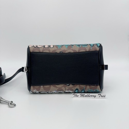 Coach X come nuovo + borsa Serf Sydney in tela firmata CM095 nuova con etichette org $398 - Foto 4 di 12
