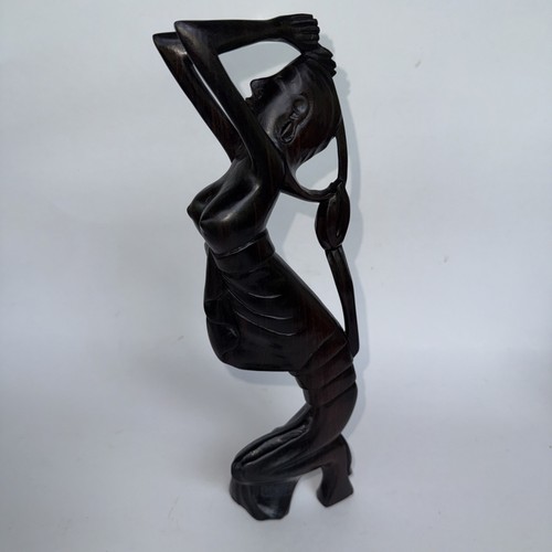 Vintage indonesische dunkle Bali Holzschnitzerei kniende weibliche Göttin 11 Zoll Statue