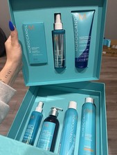 Moroccanoil Beauty Vault Set Purple Shampoo, Argan Oil, Anti-Frizz Color Care