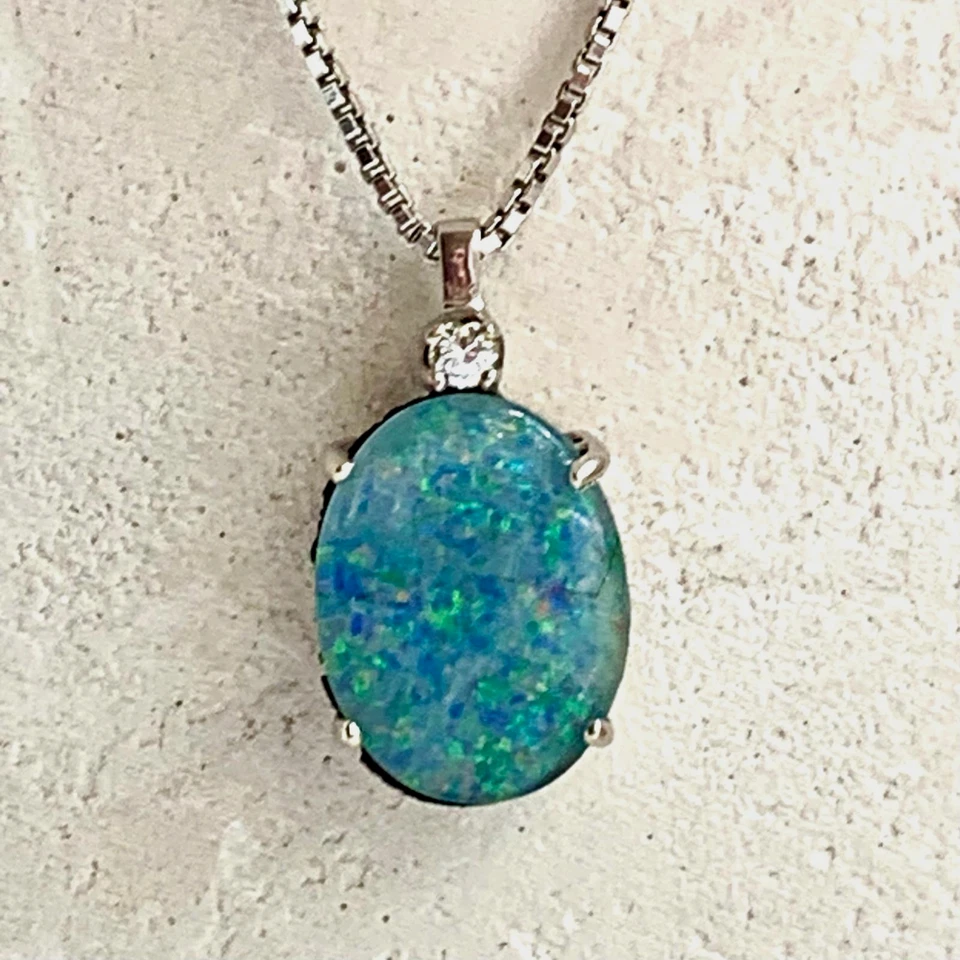 Kette 585er Weißgold mit ovalem Opal & Brilliant 0,05ct - Bild 1 von 2