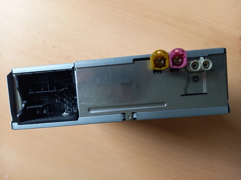 neuwertiges Steuergerät/Radio von VW, - Bild 3 von 3