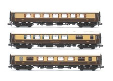 GRAHAM FARISH 'N' GAUGE RAKE OF 3 PULLMAN BROWN/CRM ASSORTED COACHES