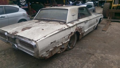 Drivers Left Quarter Pillar Emblem for 1964 Ford Thunderbird - Picture 10 of 12
