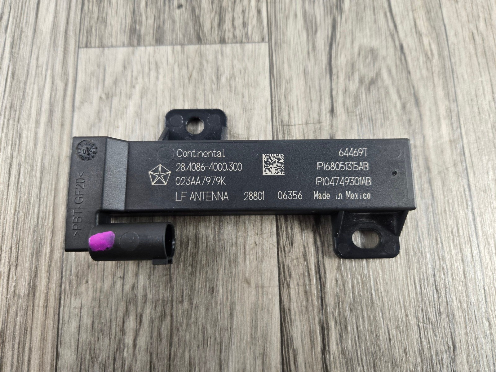 JEEP COMPASS 17-21 KEYLESS ENTRY ANTENNA MODULE UNIT 68051315AB OEM