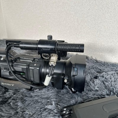 SONY DSR-PD170 DVCAM 3CCD Professional Camcorder 12x Zoom XLR Mic