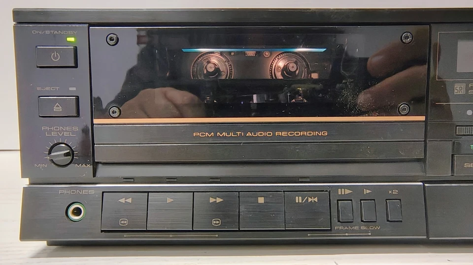 LETTORE VIDEOREGISTRATORE VIDEO 8 PIONEER VE-D70 VIDEO8 GUASTO, NON FUNZIONANTE - Immagine 2 di 4