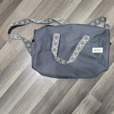 Bags by the Ocean Gray Canvas Shoulder Duffel Bag Geometric Strap Medium Travel