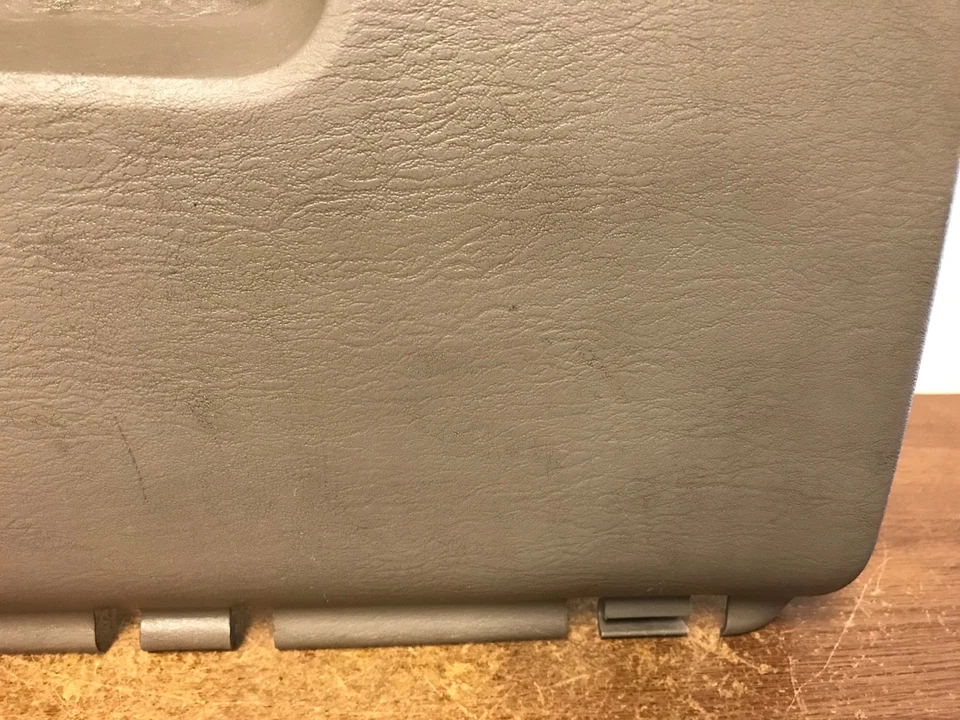 2003 DODGE CARAVAN GLOVE BOX DOOR #D-19 - Image 4 of 4