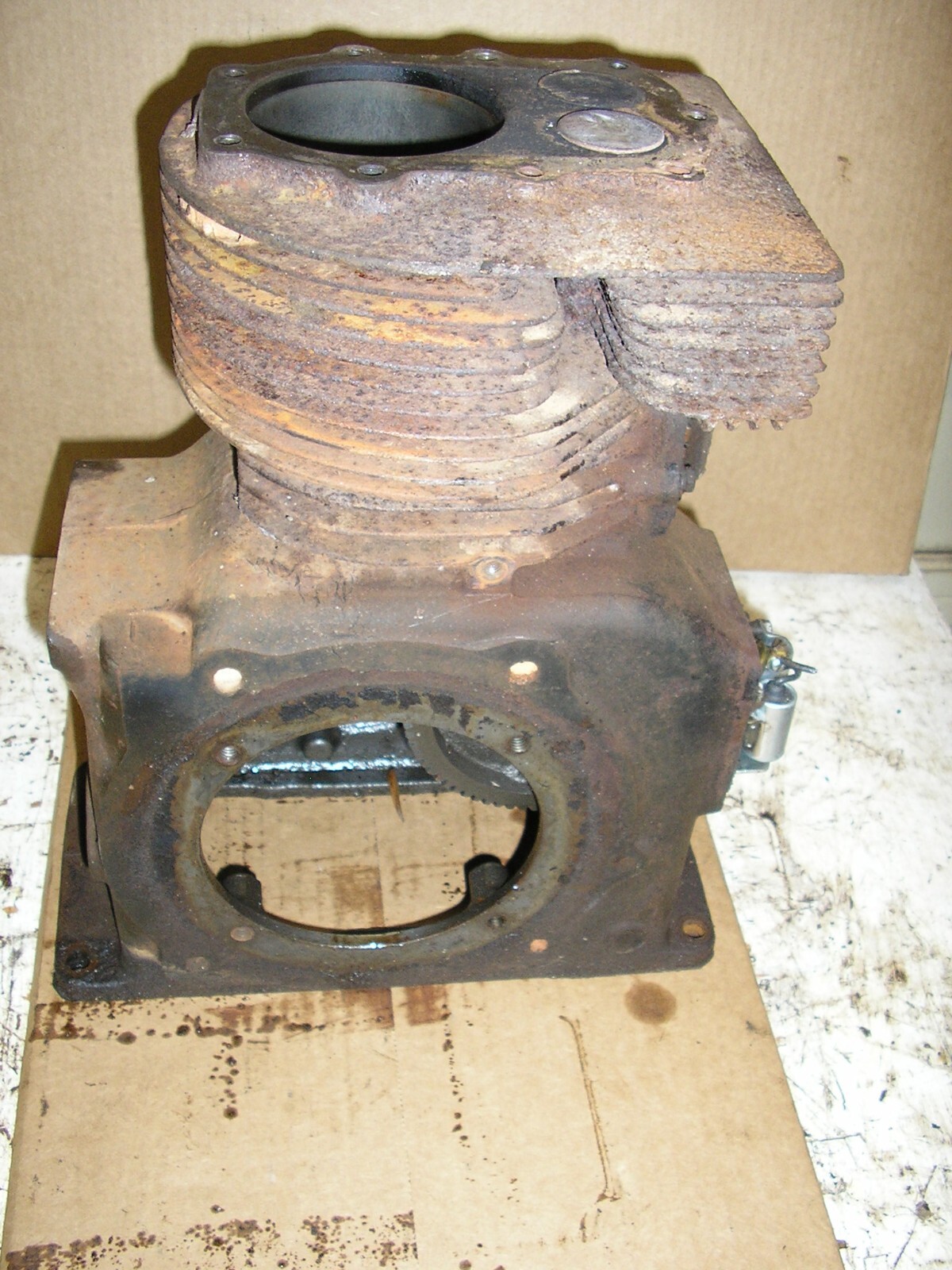 Simplicity Allis Chalmers B-10 Engine Cylinder Block std. Briggs 243431 ...