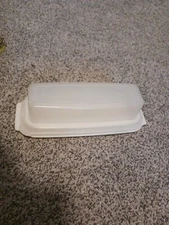 Rubbermaid Butter Dish Carrier Keeper Server Vintage Almond Clear 