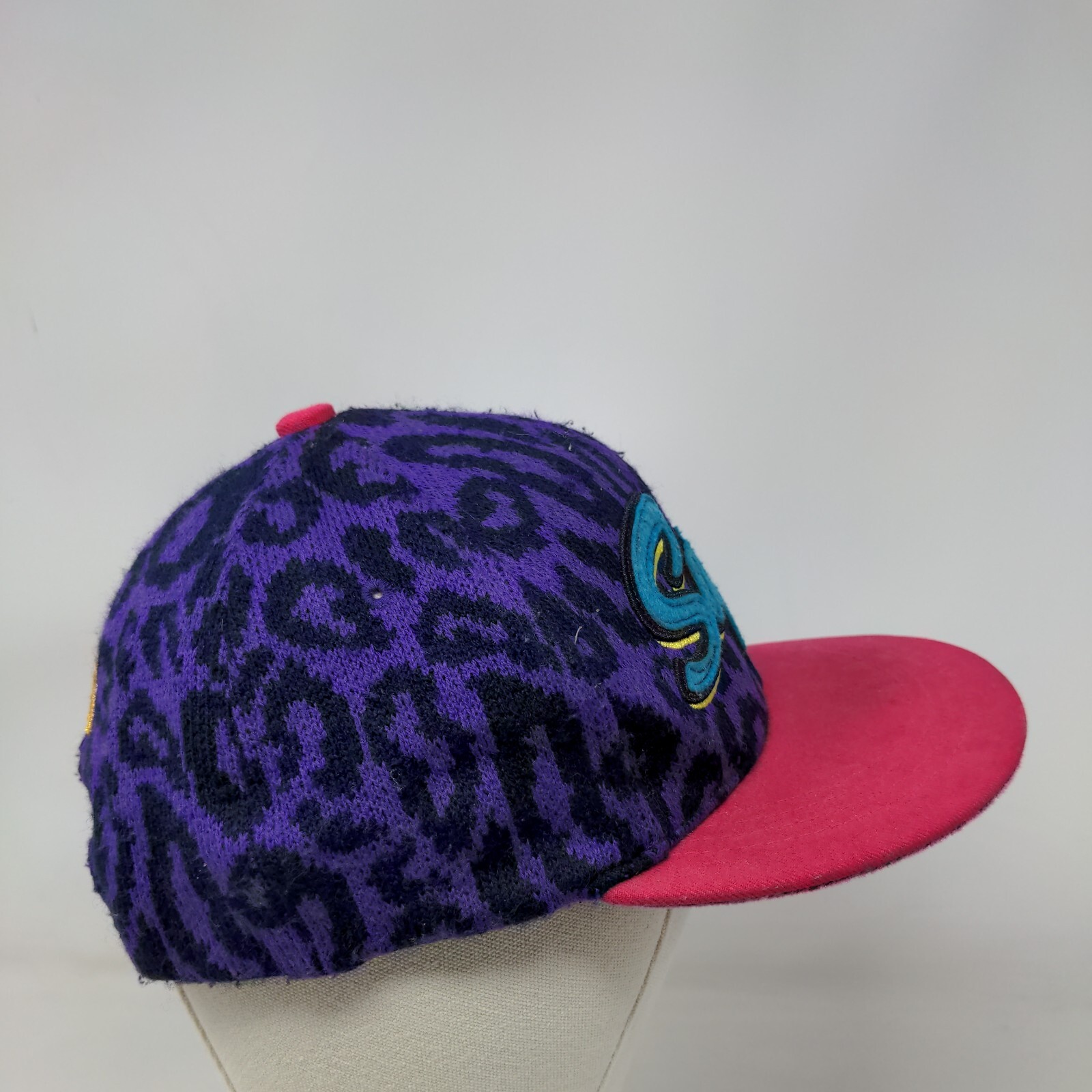 Super Massive Bound Snapback Hat Purple Colorful … - image 4