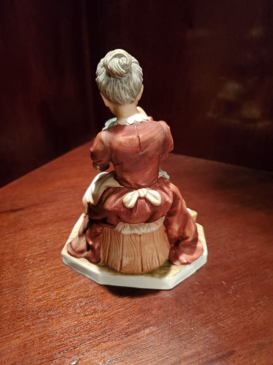 LEFTON CERAMIC GRANDMOM SEWING FIGURINE # KW768 MADE IN LEFTON CERAMIC GRANDMOM SEWING FIGURINE # KW768 MADE IN