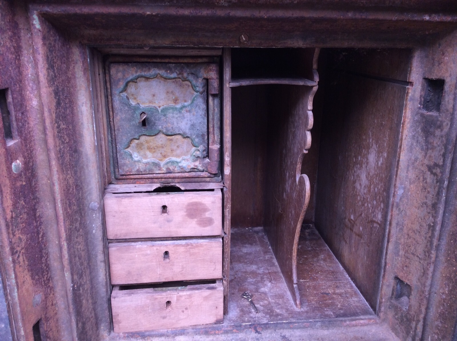 Rare Floor Safe Patent March 27 1855 Valentine and Butler Alum Heavy