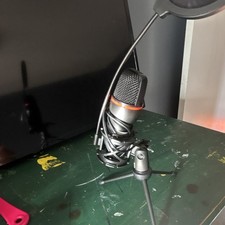 BM-800 Wired Condenser Microphone, Adjustable Stand, Black/Red, 3.5mm TRS