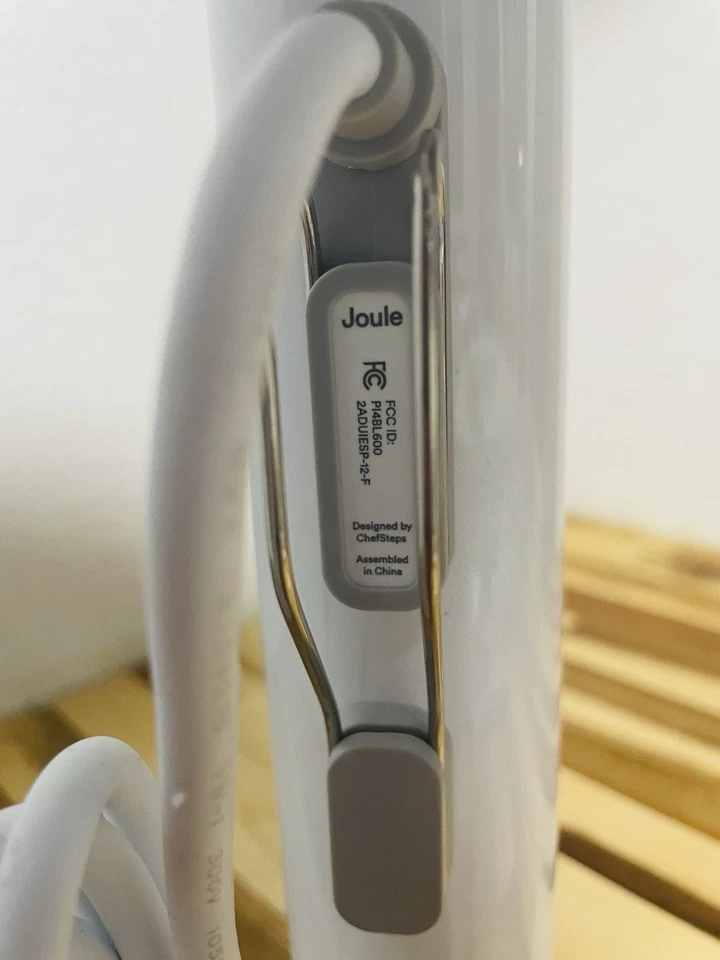 Joule Sous Vide By ChefSteps WiFi Bluetooth Slow Immersion Cooker Free Shipping - Image 4 of 4