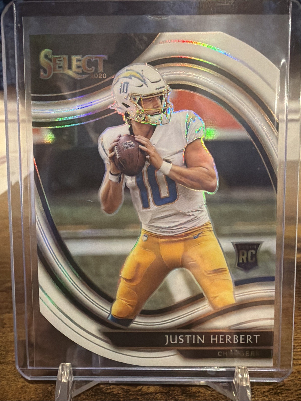 2020 Panini Select Field Level Justin Herbert #344 White Prizm Die-Cut (RC)