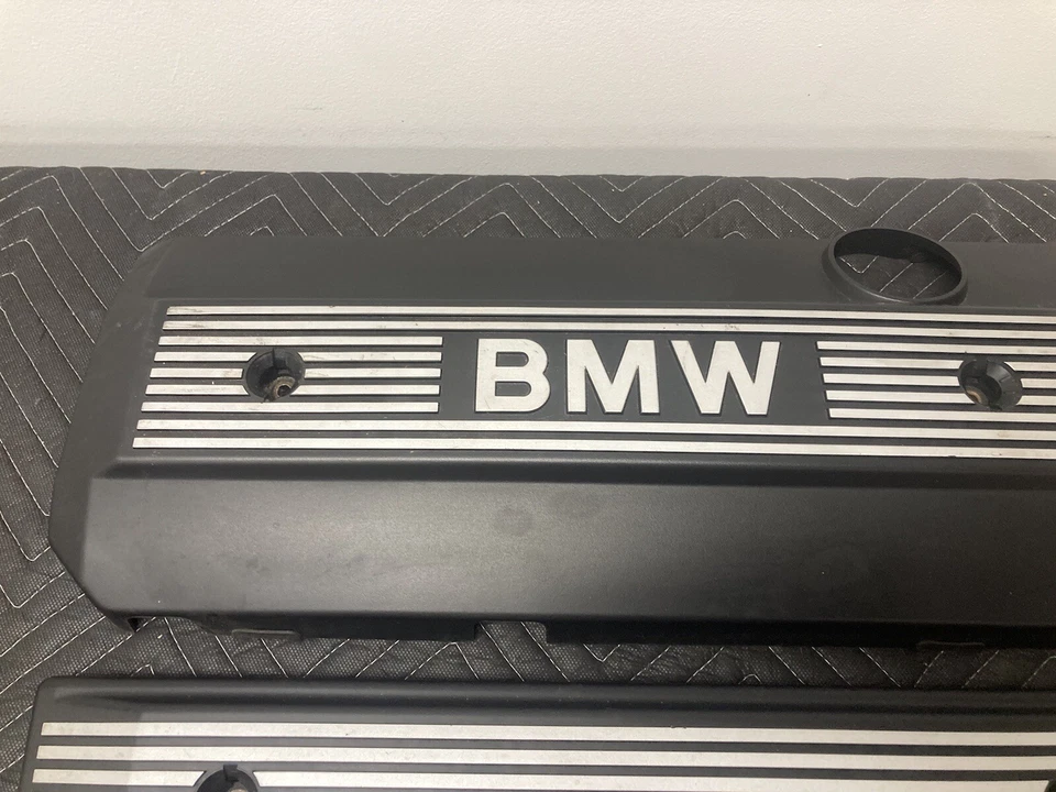 Par de molduras de colector de motor BMW E39 1997-03 540i 528i OEM #113M Foto 2 de 4