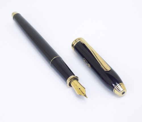 Vintage Cross Townsend Glossy Black Laque Fountain Pen