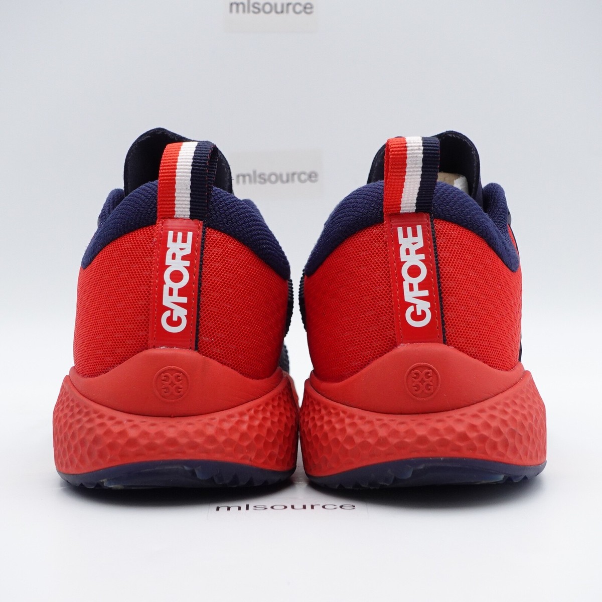 Size 10.5 Men display picture 2