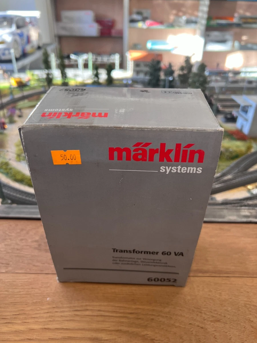 Train Märklin maquette avec transformateur Canton Vaud