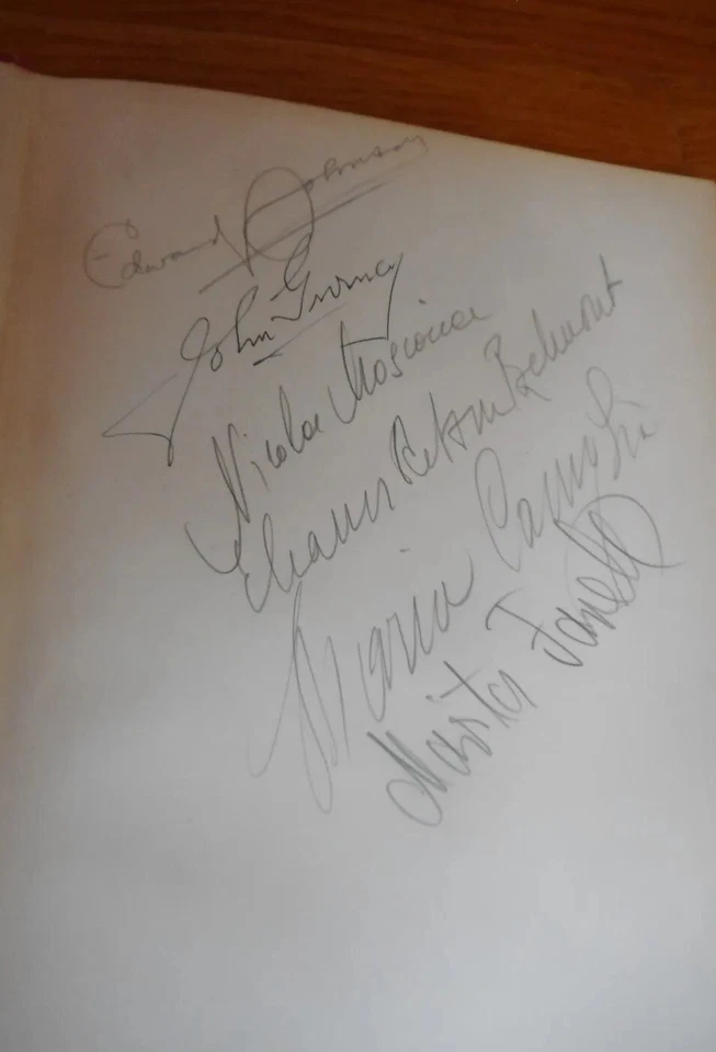 OPERA CAVALCADE Story  Of The METROPOLITAN Opera Signed by Singers Managers 1938 - Image 4 of 4