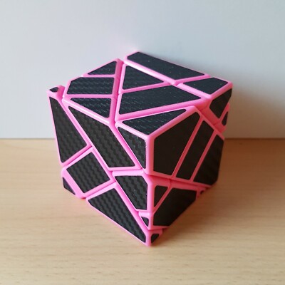 Zauberwürfel Magic Cube 3x3 Ninja Ghost Cube pink mit Carbon Stickers 
