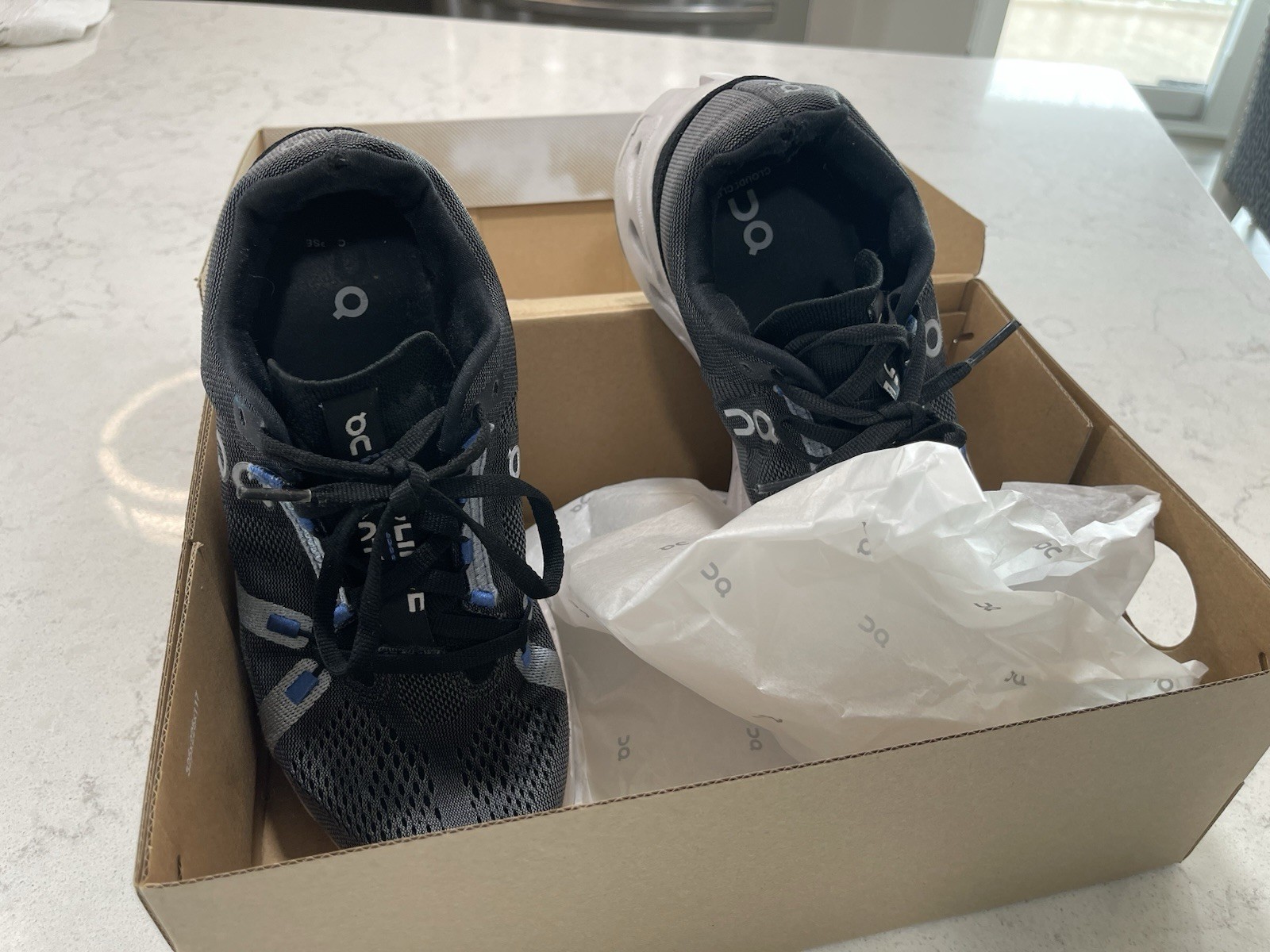 OC On Cloud Women's Cloud eclipse Size 9w - image 9