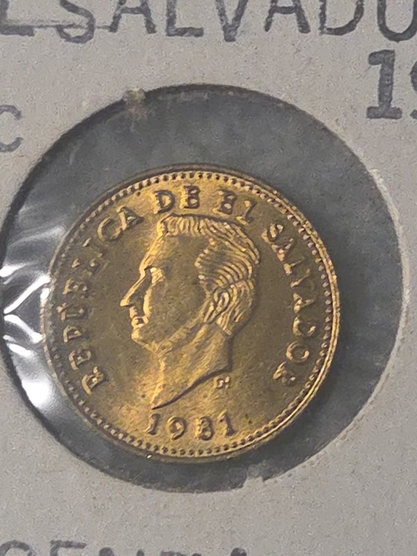 1981 El Salvadore 1 Centavo (See Picture)