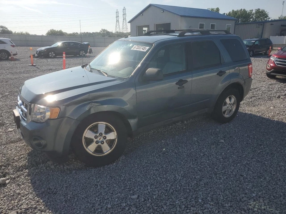 Used Left Tail Light Assembly fits: 2011 Ford Escape Left Grade A - Image 2 of 4