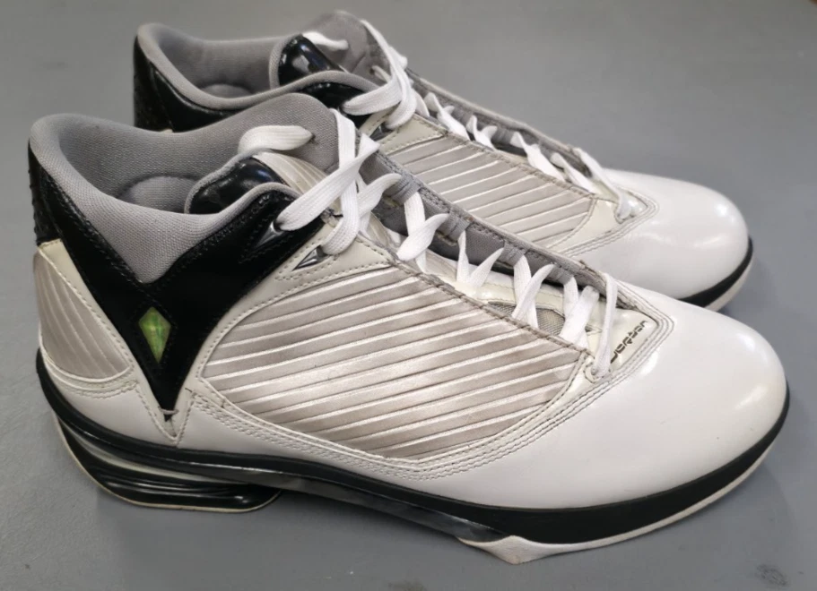 Jordan 2009 White Metallic Silver for Sale | Authenticity