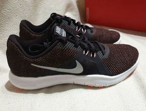 nike flex tr 8 women's