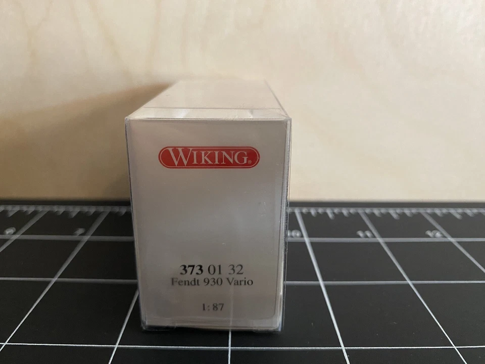 Tractor WIKING 3730132 - Fendt 930 Vario - 1:87/HO Foto 3 de 4