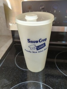 Vintage Snow Crop Juice Mixer Tupperware