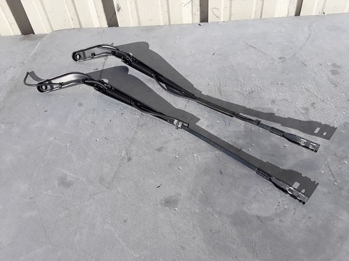 2019-2022 FREIGHTLINER SPRINTER 2500 RIGHT & LEFT SIDE WINDSHIELD WIPER ARM OEM - Picture 11 of 12