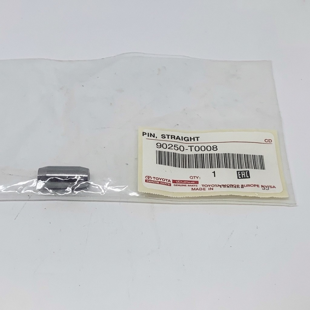 PIN, STRAIGHT For Hilux Revo Diesel Fortuner KUN16 90250-T0008 2005-2015 Genuine