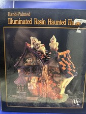 NEW HALLOWEEN HAND PAINTED ILLUMINATED RESIN HAUNTED HOUSE HOTEL LIGHT UP VILLAG