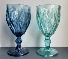 Diamond Relief Ice Tea Glasses Water Blue Aquamarine 8 oz Footed Goblets Vintage