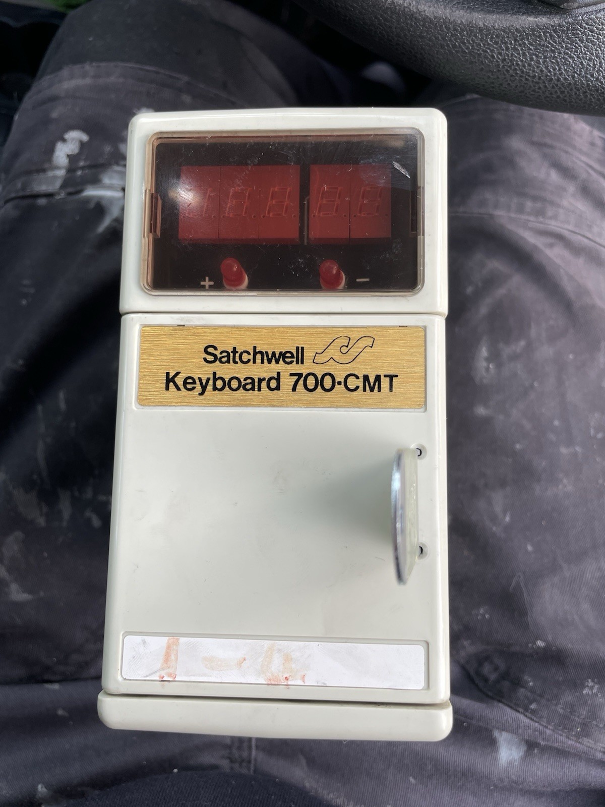 Satchwell 700-CMT Keyboard Controller Panel HVAC Control Unit