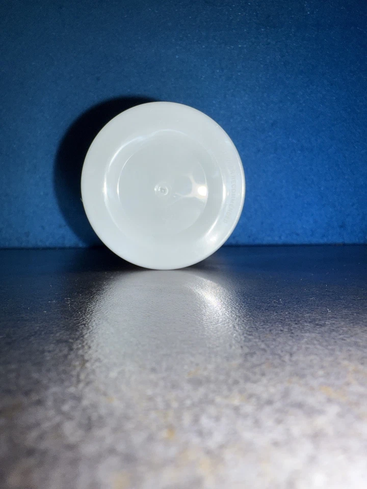 Exclusive Sabrina Carpenter x Dunkin Cup, WITH LID, Brand New - Image 4 of 4