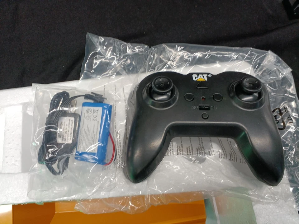 CAMION ARTICOLATO KYOSHO 25004 1/24 745 - Immagine 2 di 4