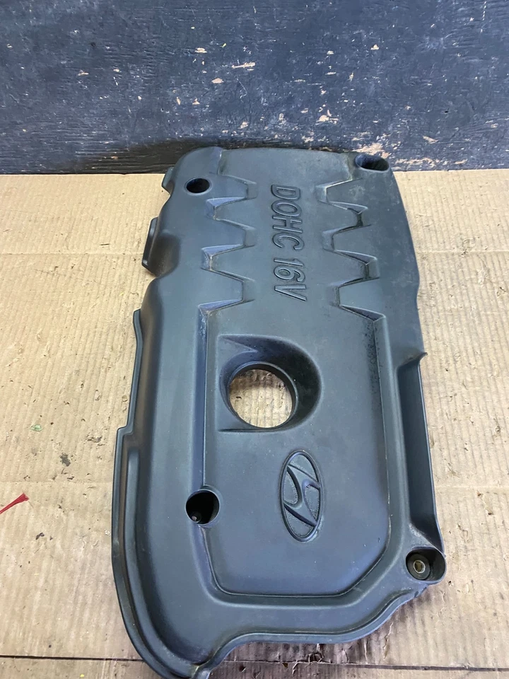 Cubierta del motor delantero OEM T6936 DG Kia Rio5 2009 2010 2011 Foto 3 de 4